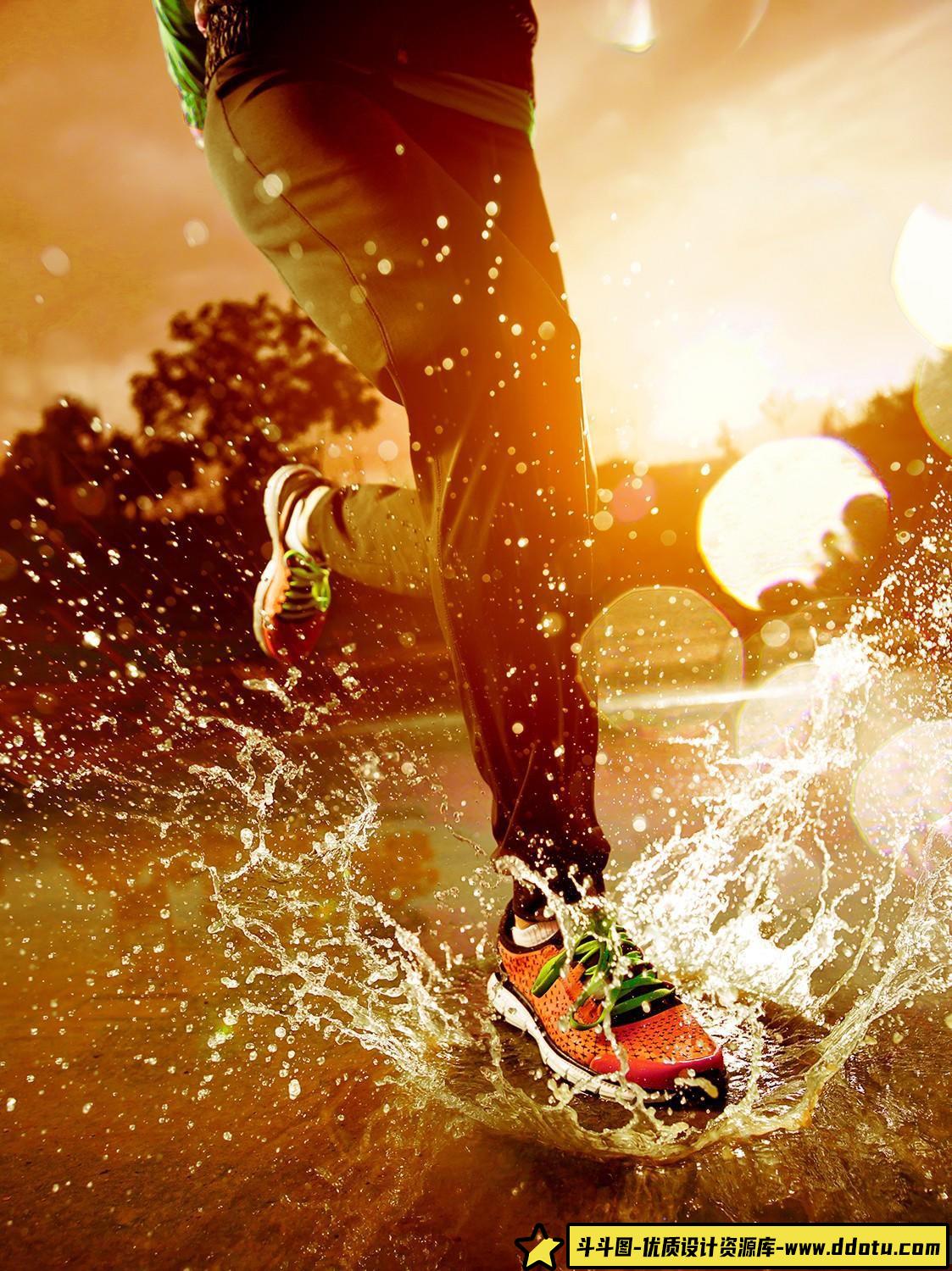 [水花瀑布笔刷][插件发布]摄影师Joel Grimes 20个飞溅的雨水水花和水坑笔刷-Rain & Splashes