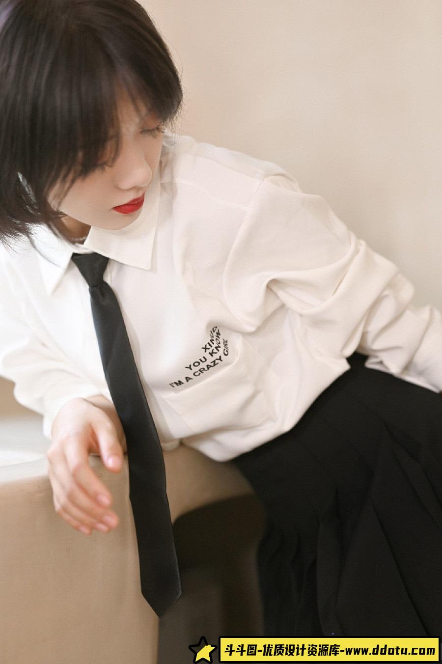 014-I AM crazy girl -摄影参考审美提升 [13P-3.11 MB]