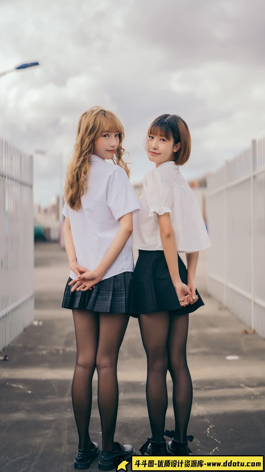 陪自己的人很少，但个个都很重要。 -摄影参考审美提升 [29P-8.19 MB]-斗斗图