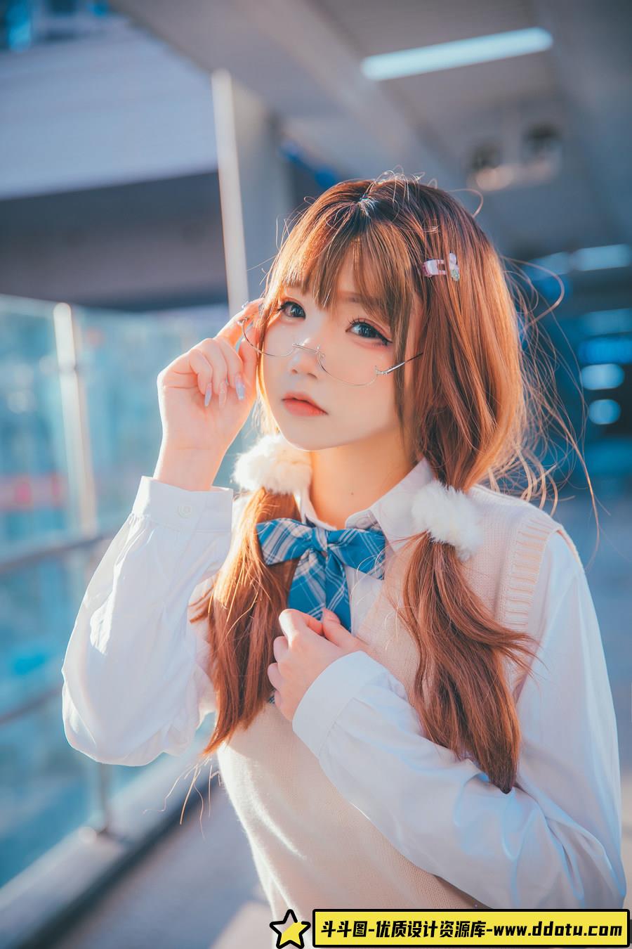 夕阳JK -摄影参考审美提升 [7P-8.85 MB]