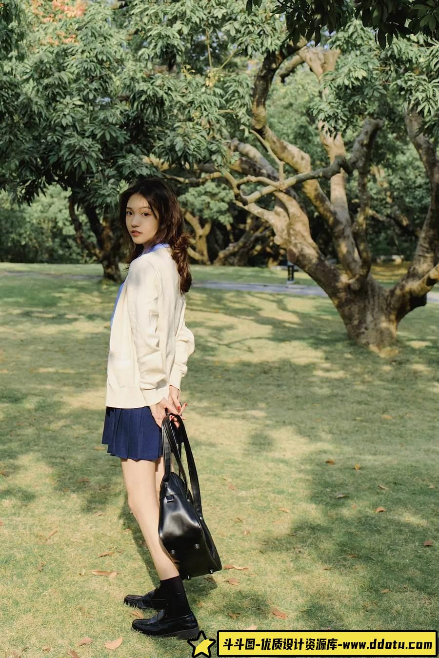 夏天的JK -摄影参考审美提升 [23P-127.5 MB]