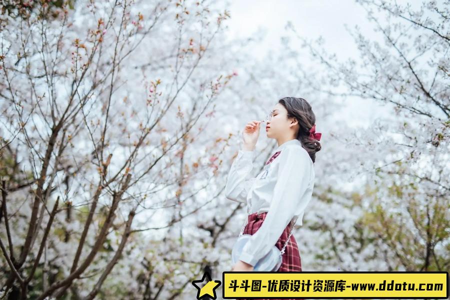 樱花JK -摄影参考审美提升 [25P-85.89 MB]-斗斗图