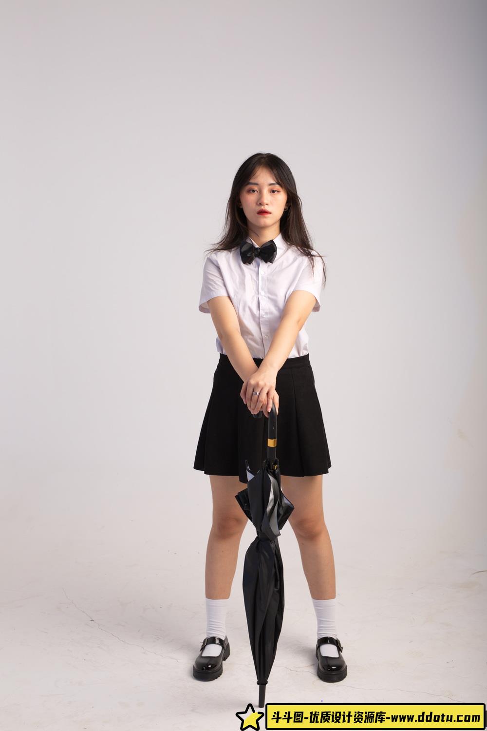 想练修图没有原片？少女制服棚拍RAW原片来了！-斗斗图