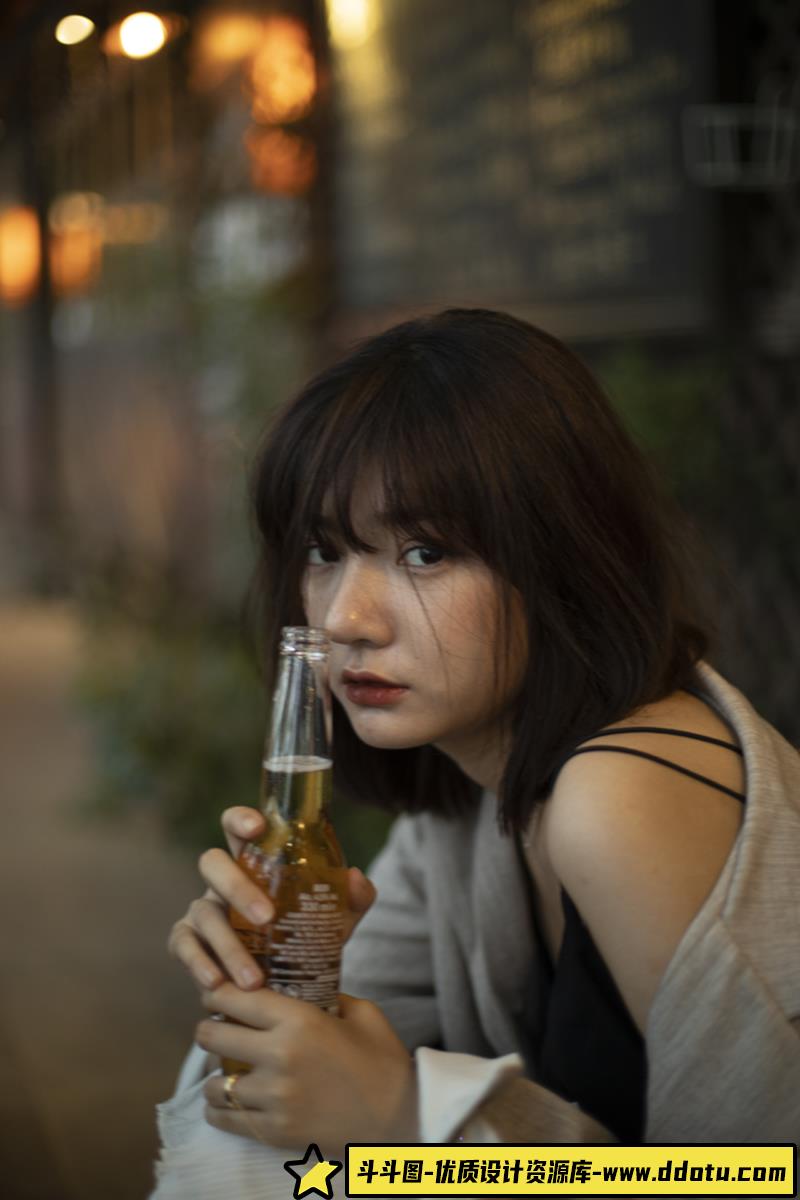 RAW654-美女傍晚情绪001 [1.47 GB]-斗斗图