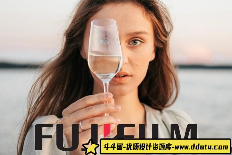 [胶片LR预设]富士胶卷Superia 100电影胶片人像LR预设VSCO滤镜-斗斗图